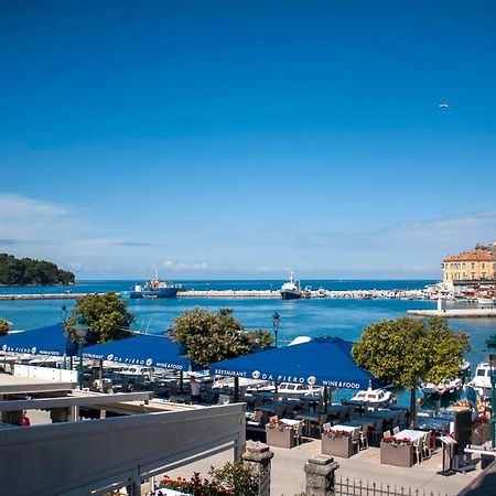Riva Blu Sea View Apartment Ρόβινι Εξωτερικό φωτογραφία