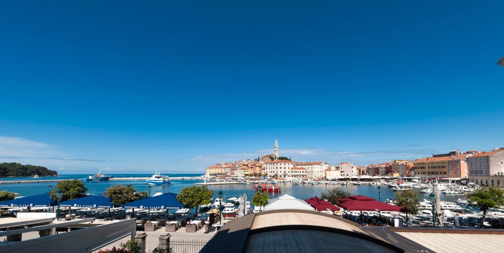 Riva Blu Sea View Apartment Ρόβινι Εξωτερικό φωτογραφία